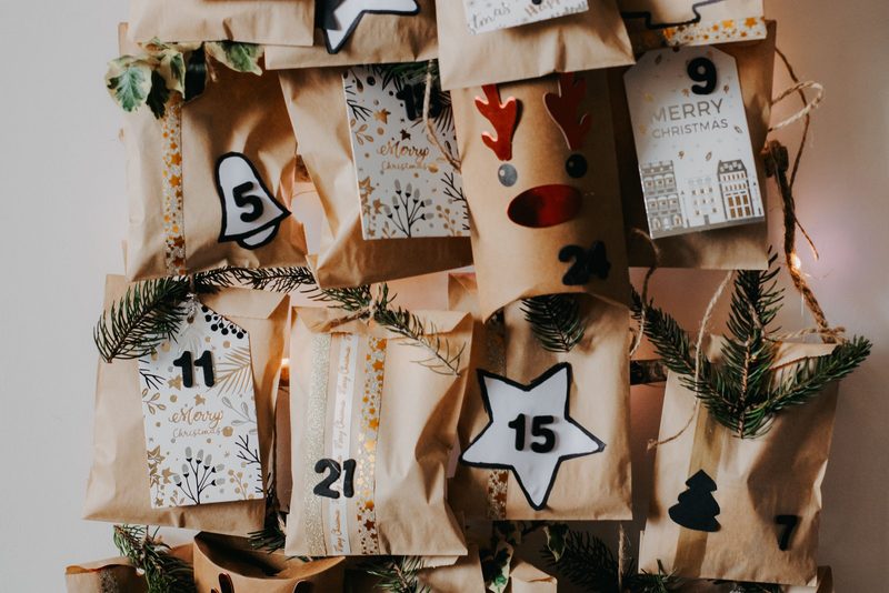 Adventskalender mit Türchen